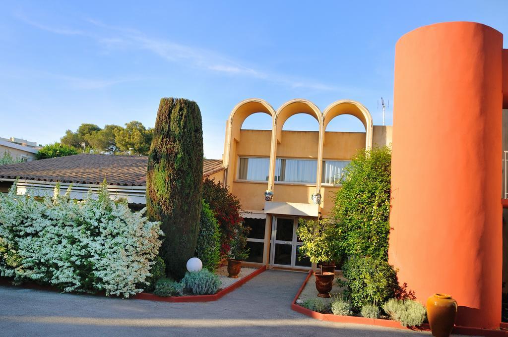 Hotel Le Galoubet Villeneuve-Loubet Ngoại thất bức ảnh
