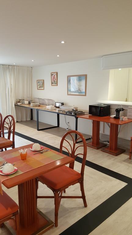 Hotel Le Galoubet Villeneuve-Loubet Ngoại thất bức ảnh