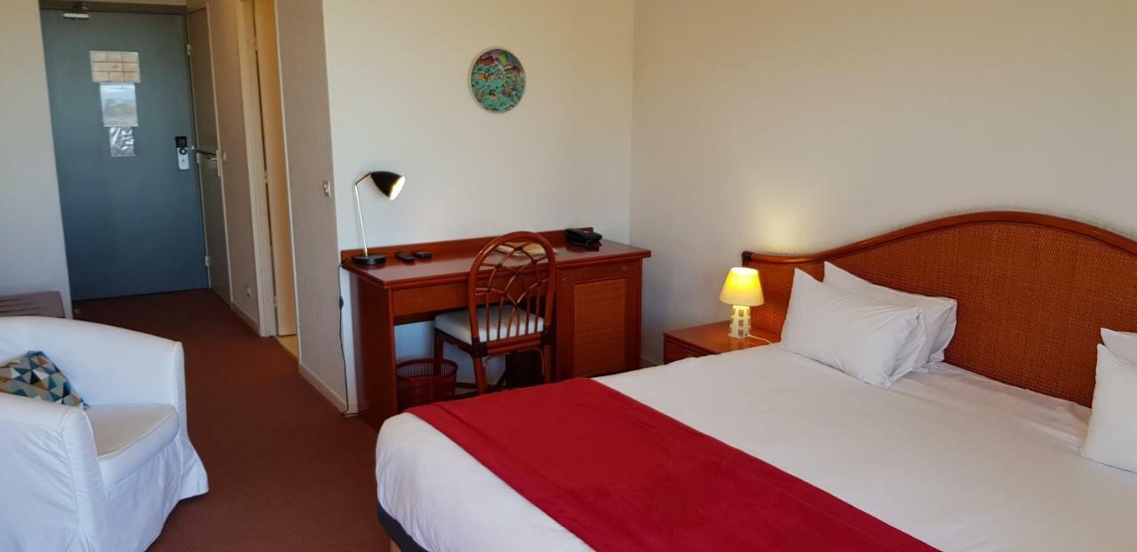Hotel Le Galoubet Villeneuve-Loubet Ngoại thất bức ảnh