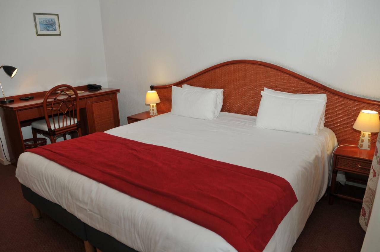 Hotel Le Galoubet Villeneuve-Loubet Ngoại thất bức ảnh
