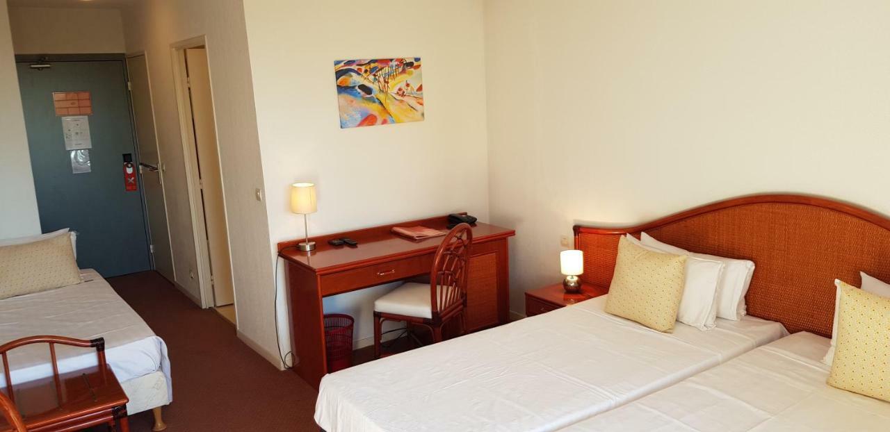 Hotel Le Galoubet Villeneuve-Loubet Ngoại thất bức ảnh