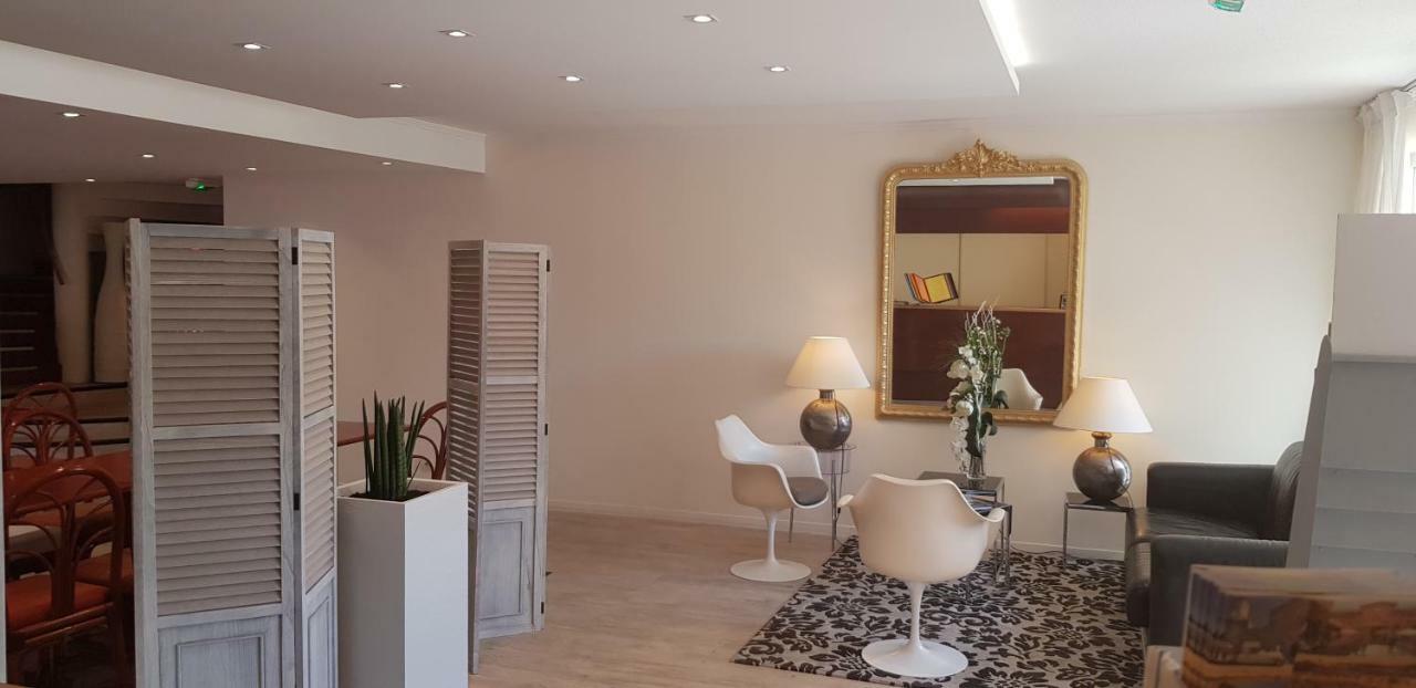 Hotel Le Galoubet Villeneuve-Loubet Ngoại thất bức ảnh